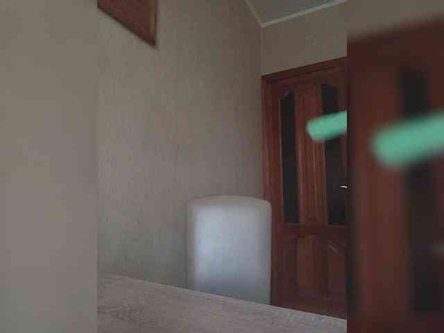 Hellenalonenochka webcam