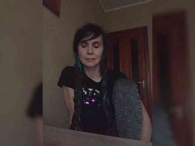 Hellenalonenochka webcam