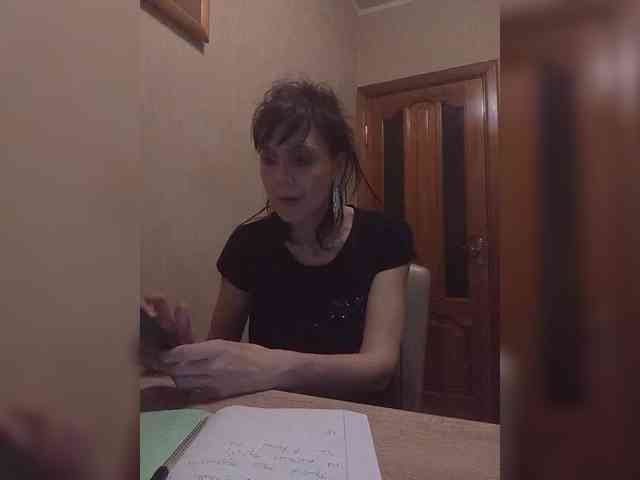 Hellenalonenochka webcam