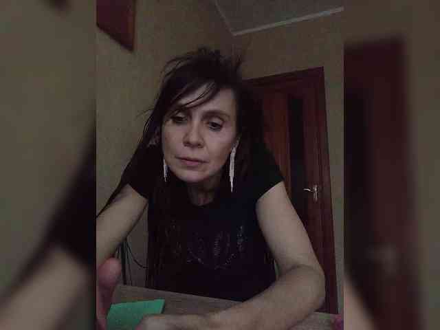 Hellenalonenochka webcam