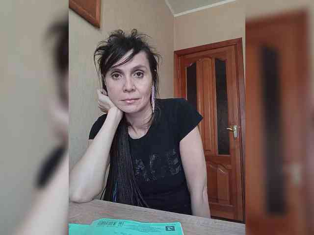 Hellenalonenochka webcam