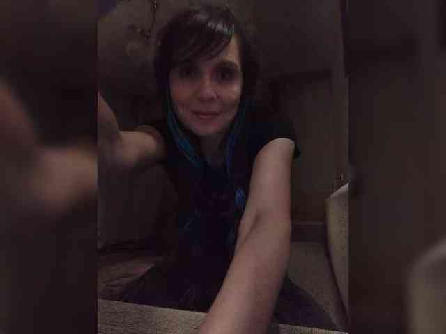 Hellenalonenochka webcam