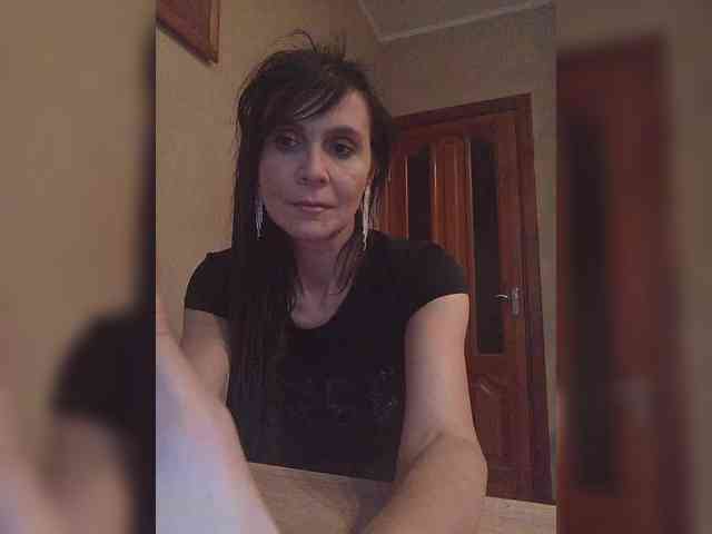 Hellenalonenochka webcam