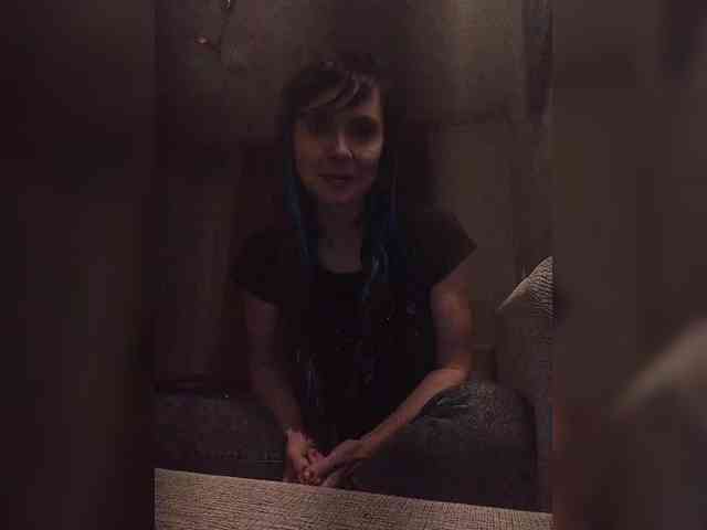 Hellenalonenochka webcam