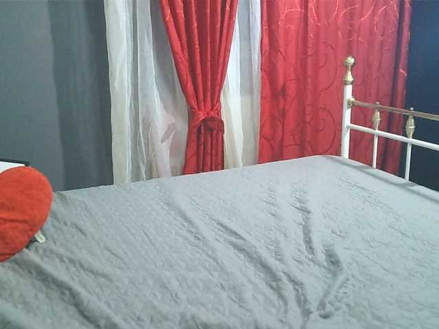 lorainne2's BongaCams show and profile