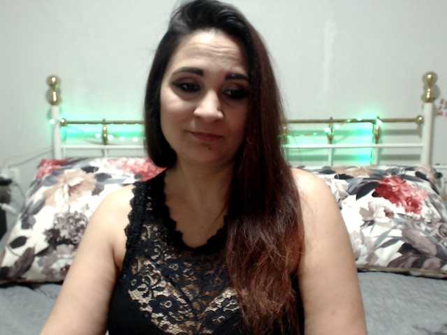 lorainne2's BongaCams show and profile