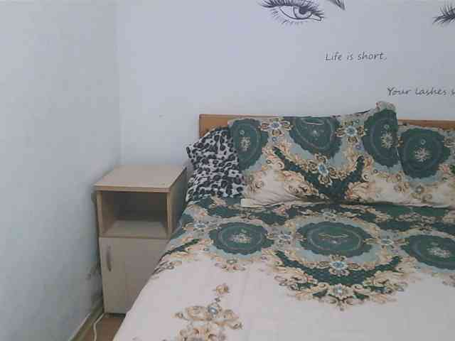 lorainne2 webcam