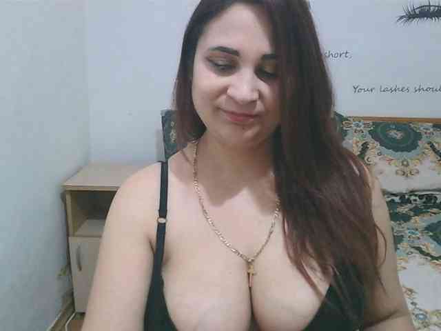 lorainne2 Live Webcam on BongaCams