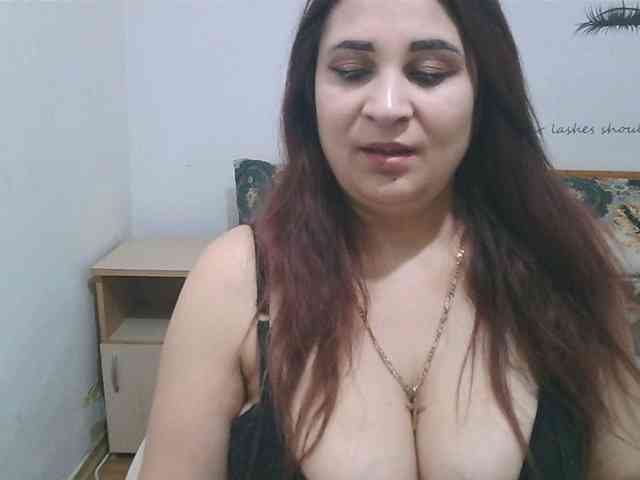 lorainne2 Live Webcam on BongaCams
