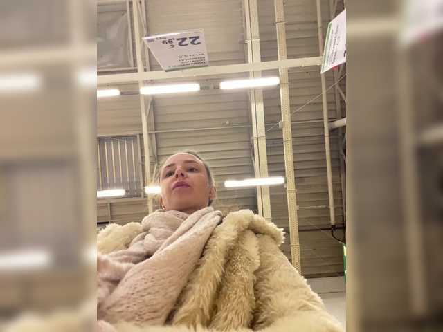 miss-milka's BongaCams show and profile