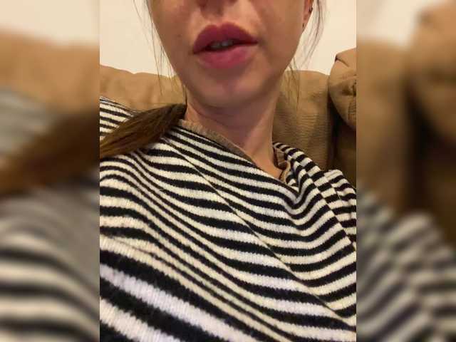 miss-milka – webcam model profile photo