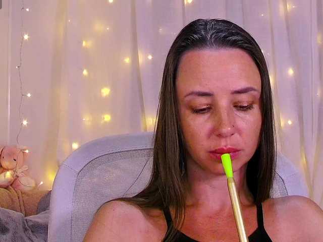 miss-milka's BongaCams show and profile