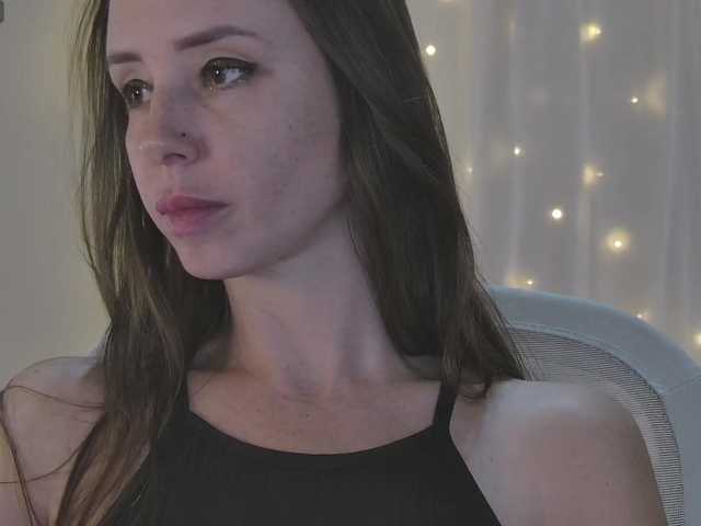 miss-milka live room