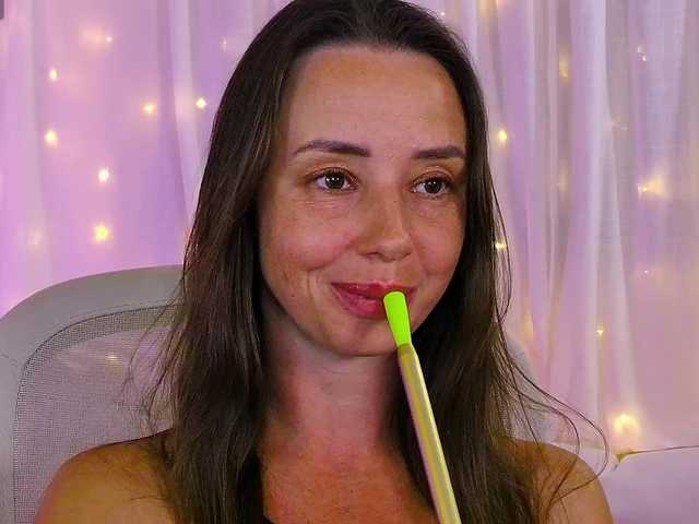 miss-milka's BongaCams show and profile