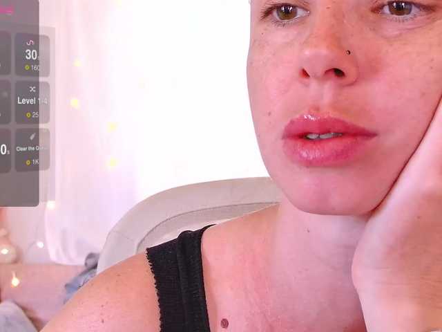 miss-milka live cam profile