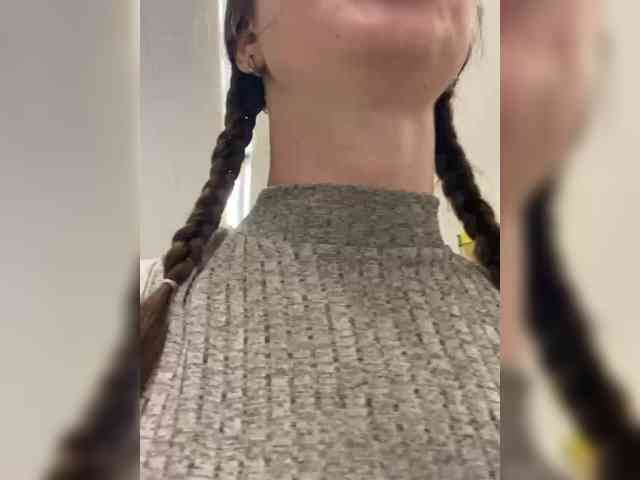 Miss_Milka webcam