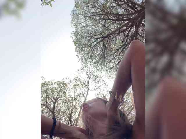 Miss_Milka webcam