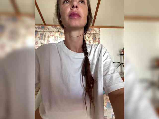Miss_Milka webcam