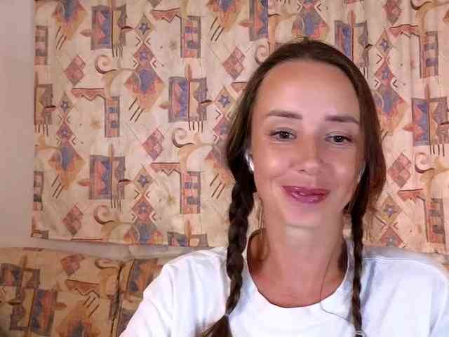 Miss_Milka webcam