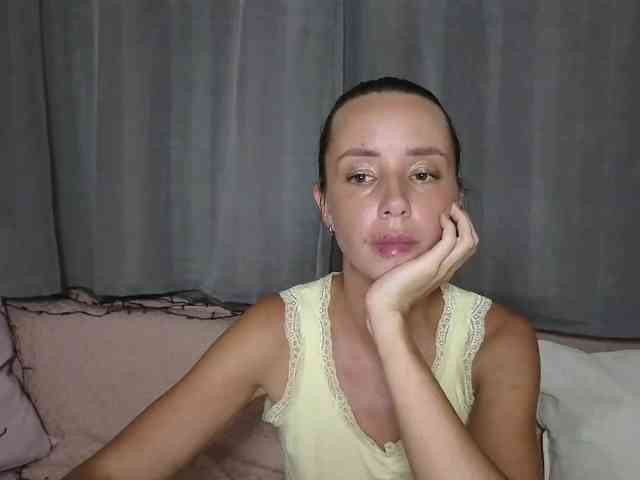 Miss_Milka webcam