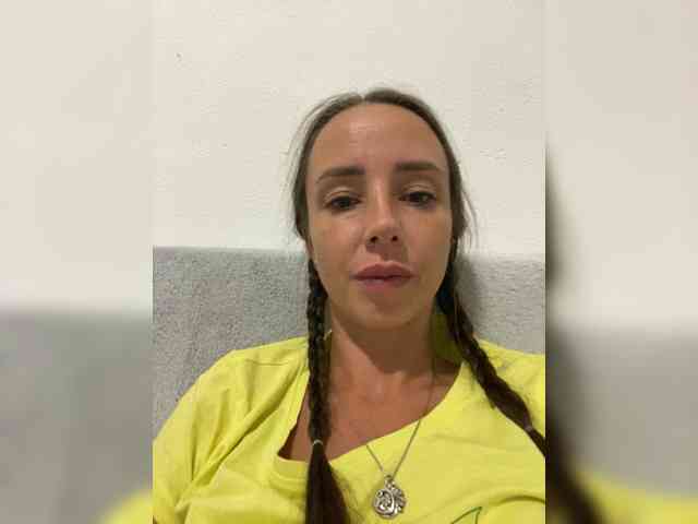Miss_Milka webcam