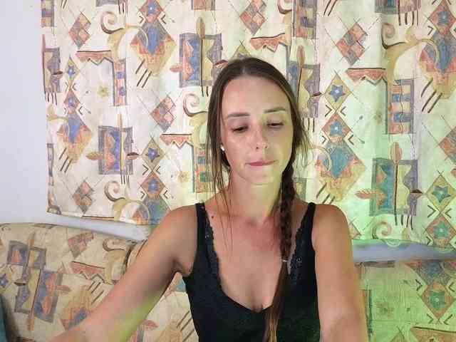 Miss_Milka webcam