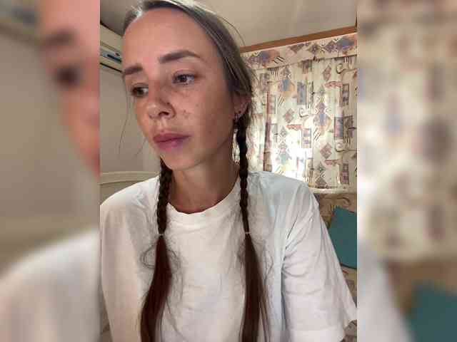 Miss_Milka webcam
