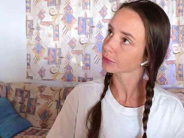 Miss_Milka webcam