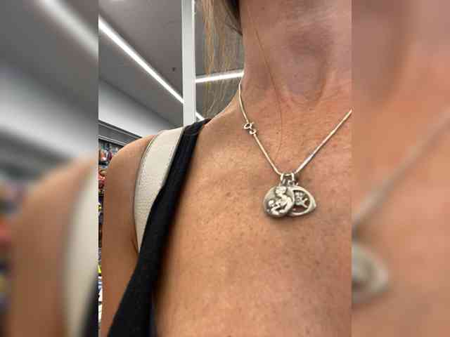 Miss_Milka webcam