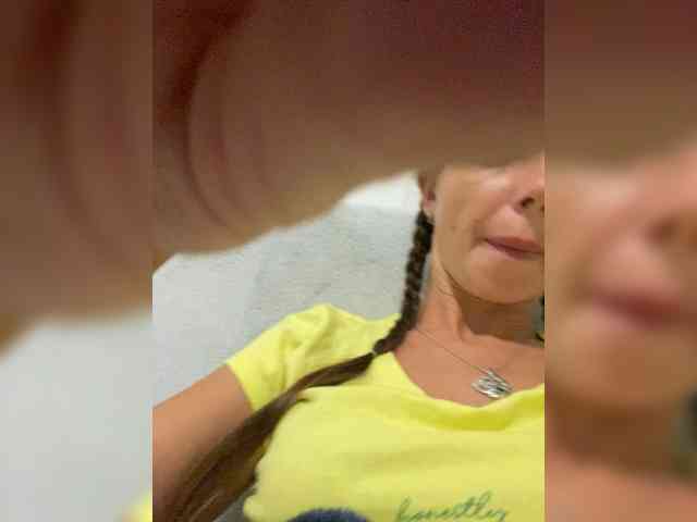 Miss_Milka webcam