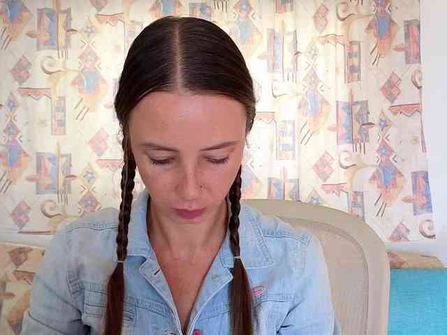 Miss_Milka webcam