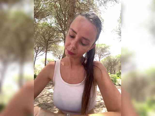 Miss_Milka webcam
