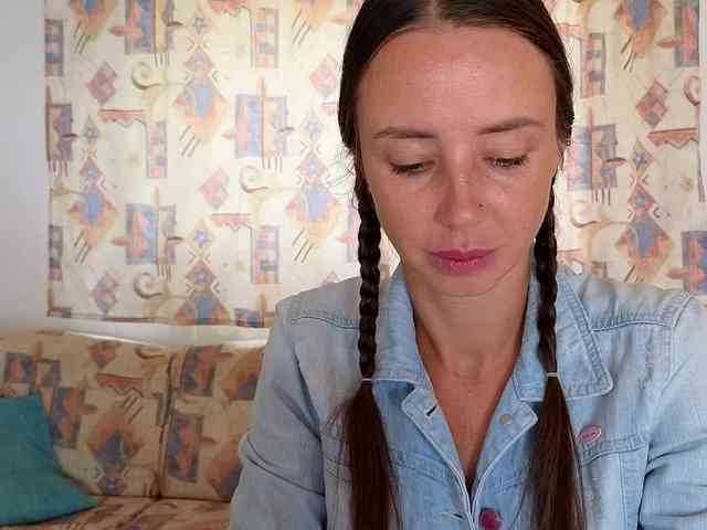 Miss_Milka webcam