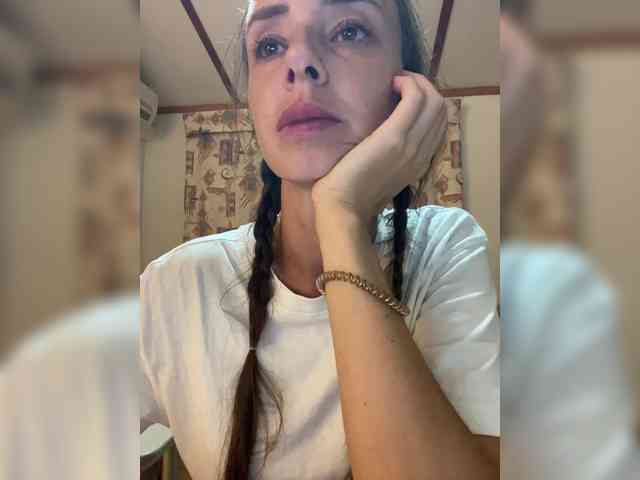 Miss_Milka webcam