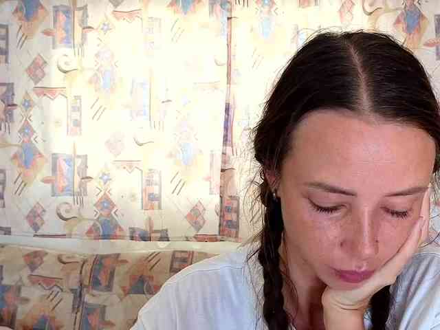 Miss_Milka webcam