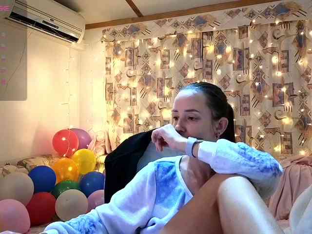 Miss_Milka webcam