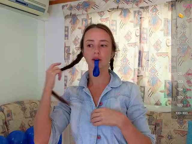 Miss_Milka webcam