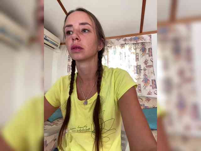 Miss_Milka webcam