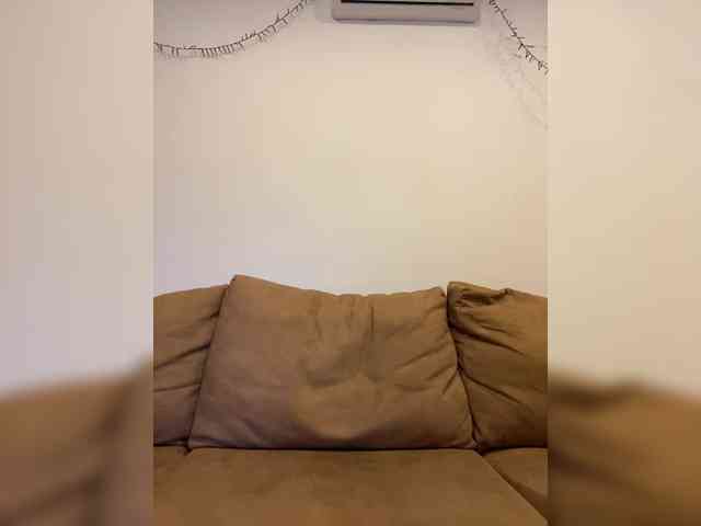 Miss_Milka webcam