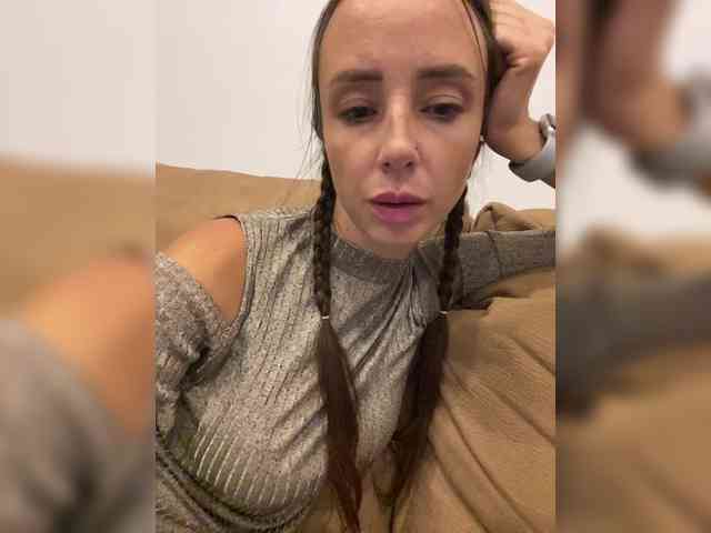 Miss_Milka webcam