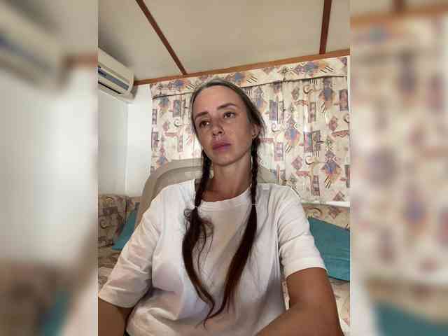 Miss_Milka webcam