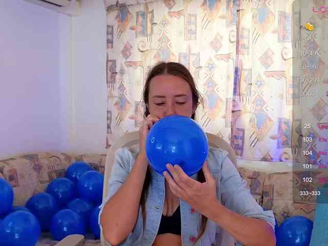 Miss_Milka webcam