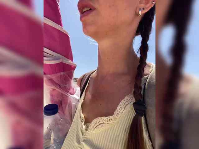 Miss_Milka webcam