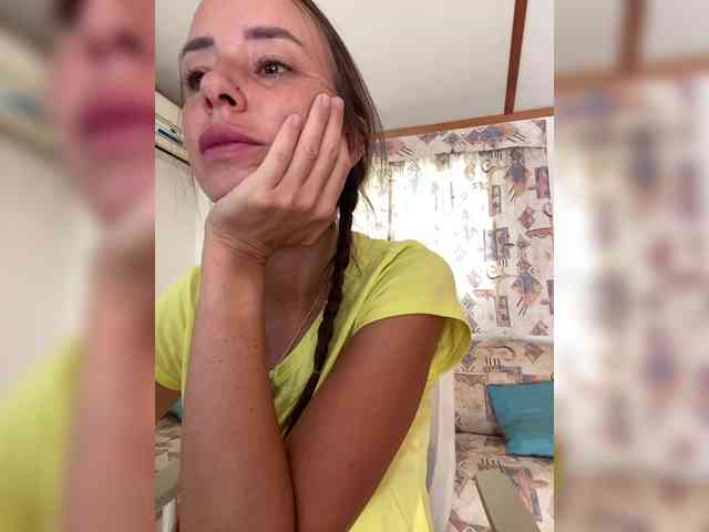 Miss_Milka webcam
