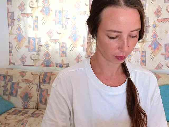 Miss_Milka webcam