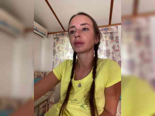 Miss_Milka webcam