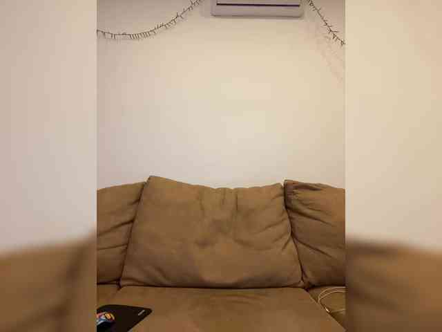 Miss_Milka webcam