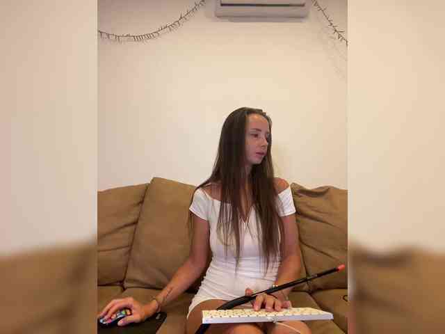 Miss_Milka webcam