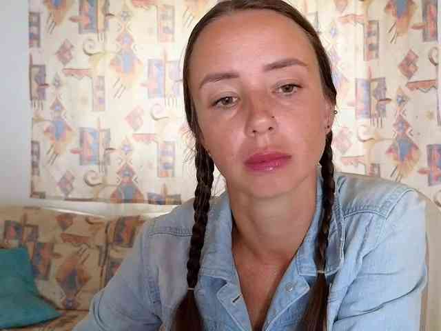 Miss_Milka webcam