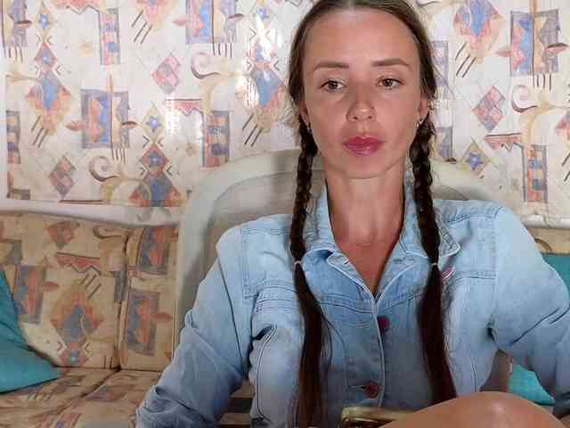 Miss_Milka webcam
